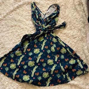 Miss Lulo Retro Cactus Swing Midi Dress w/ Belt Size S